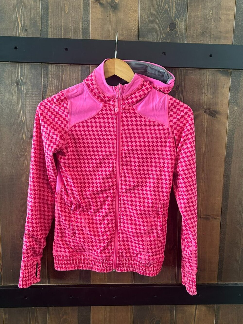 Ivivva Pink Houndstooth Hooded Jackets Girls Size 12